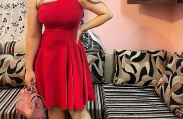 Alena-south-Indian-collage-call-girl-escorts-in-Singapore-mangal-world